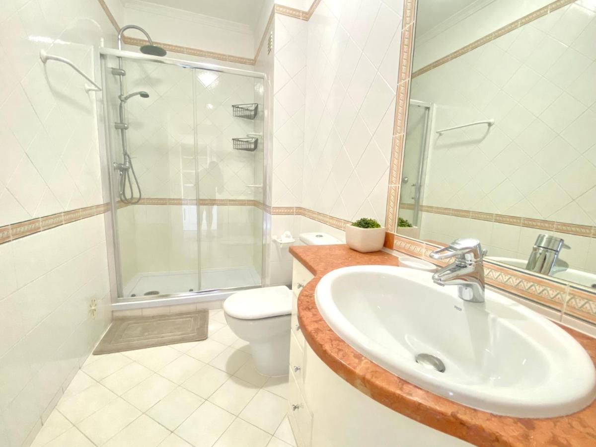 Vilamoura Central 2 Bedroom Flat Eksteriør billede